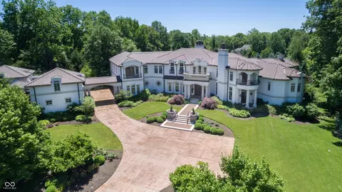 415 Springwood Dr, Carmel, IN 46032