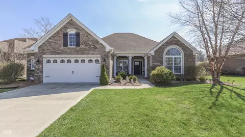 6103 Royal Gate Pl, Indianapolis, IN 46237