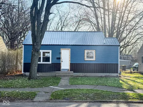 4537 Gaywood Dr, Fort Wayne, IN 46806