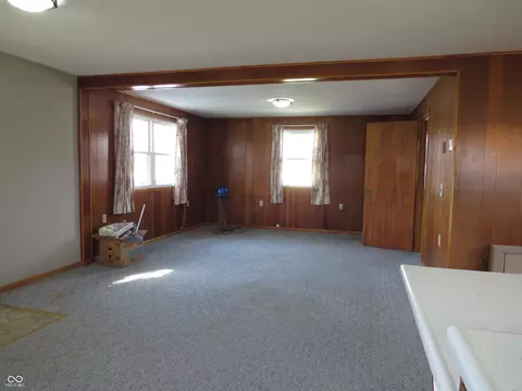 Living - 825 Jackson St, Hope, IN 47246 photo 3 of 6