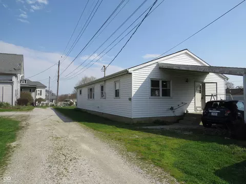 Other - 825 Jackson St, Hope, IN 47246 photo 2 of 14