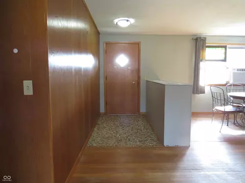 Entry Way - 825 Jackson St, Hope, IN 47246 photo 1 of 6