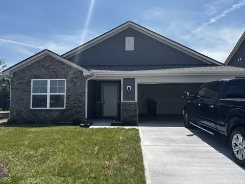 1501 Western Ridge Pl, Greenwood, IN 46143