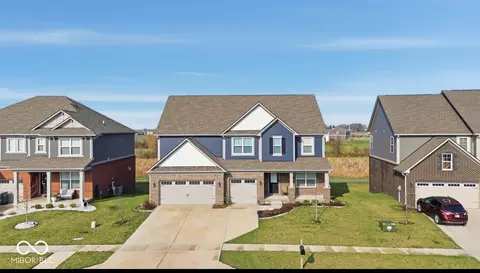 1986 Mccormick Dr, Greenwood, IN 46143