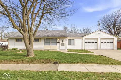 6744 E 49th St, Indianapolis, IN 46226
