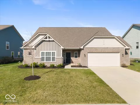 16311 Taconite Dr, Noblesville, IN 46060