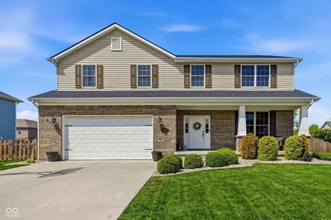 3051 Hawthorn Dr, Lapel, IN 46051
