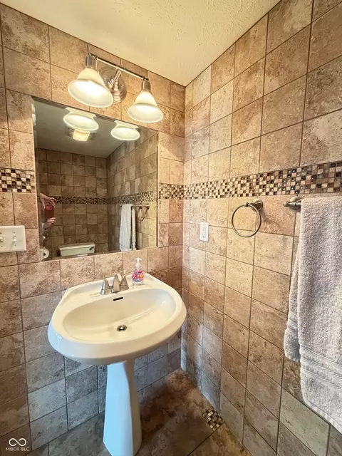1010 Sunset Dr, Covington, IN 47932 photo 12