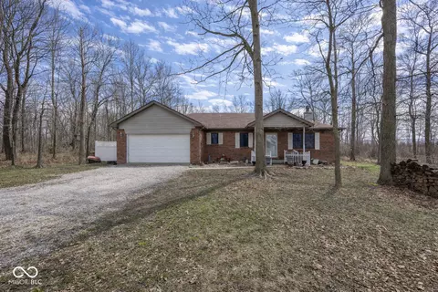 3901 N 350 W, Lebanon, IN 46052