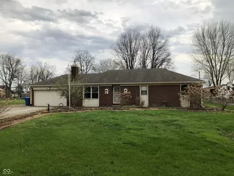 4746 W 1110 N, New Palestine, IN 46163
