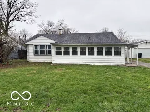 2025 S Lazy Creek Dr, Muncie, IN 47302