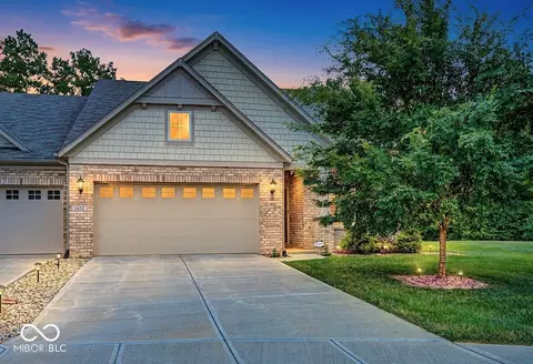 1432 Hideaway Cir, Brownsburg, IN 46112