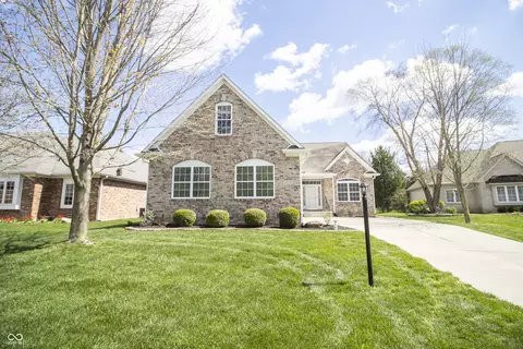 18350 Canyon Oak Dr, Noblesville, IN 46062