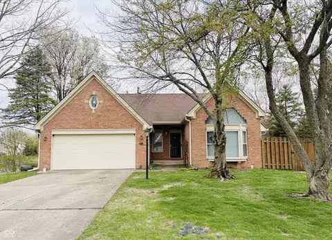 10753 Lexington Dr, Indianapolis, IN 46280
