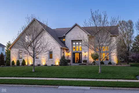 14011 Old Mill Cir, Carmel, IN 46032