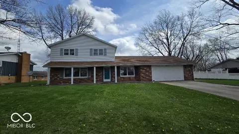 6600 N Brindale Dr, Muncie, IN 47304
