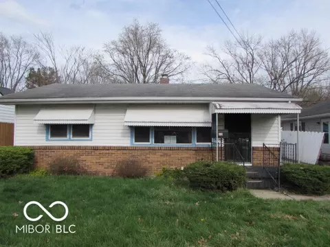 904 Ellenhurst Dr, Anderson, IN 46012