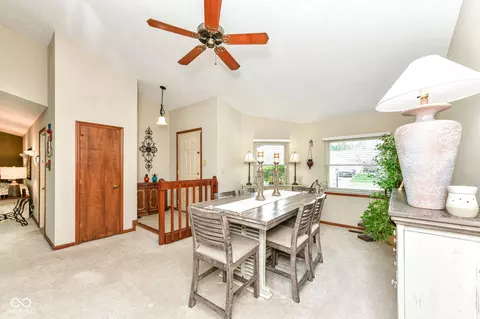 7812 Hampton Pl, Fishers, IN 46038 photo 6