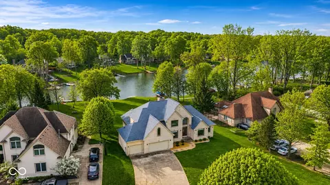 5717 Fall Creek Rd, Indianapolis, IN 46220