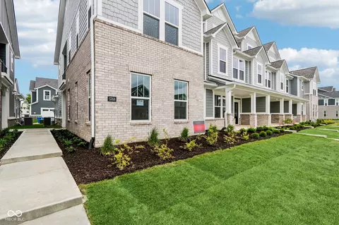 5768 Arcade Blvd, Mccordsville, IN 46055