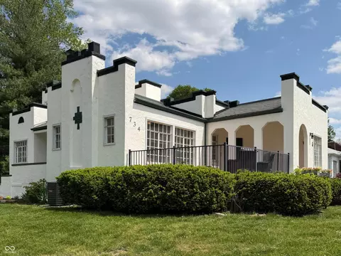 734 W 5th St, Seymour, IN 47274