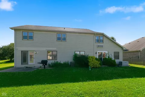 Exterior - 8749 Carriage Ln, Pendleton, IN 46064 photo 6 of 11
