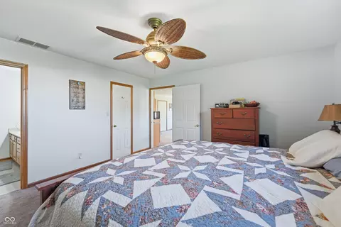 Bedroom - 8749 Carriage Ln, Pendleton, IN 46064 photo 6 of 6