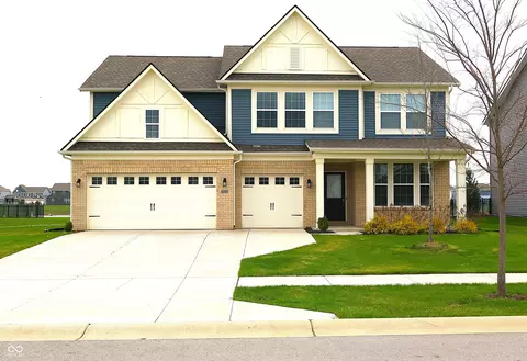 8846 Springbrook Dr, Pendleton, IN 46064
