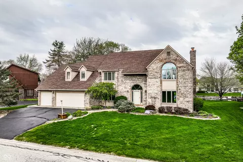 1909 Dakota Dr, Noblesville, IN 46062