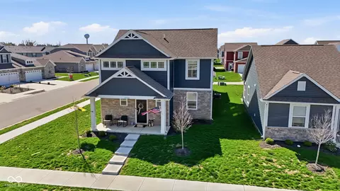 2750 Plano Dr, Whitestown, IN 46075