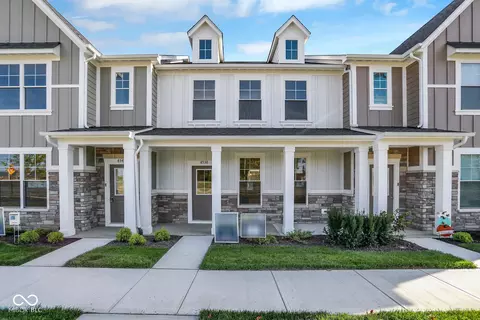 8538 Goldfinch Rd, Brownsburg, IN 46112