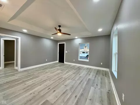 Living - 402 Walnut St, Hope, IN 47246 photo 1 of 3