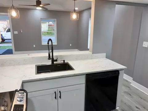 Kitchen - 402 Walnut St, Hope, IN 47246 photo 3 of 3