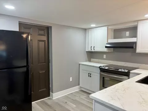 Kitchen - 402 Walnut St, Hope, IN 47246 photo 1 of 3