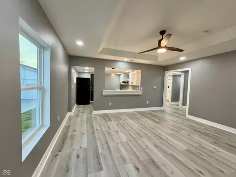 Living - 402 Walnut St, Hope, IN 47246 photo 2 of 3