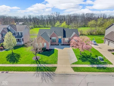 5010 Cabrillo Dr, Plainfield, IN 46168 photo 2