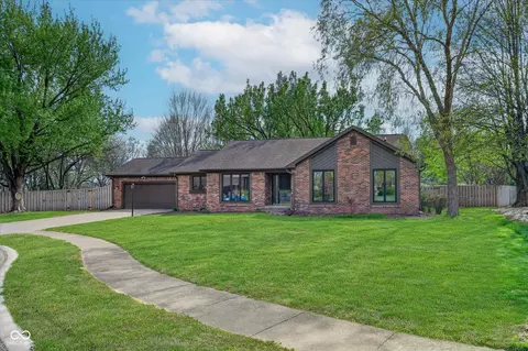 5021 Tudor Cir, Carmel, IN 46033