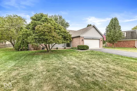 267 Poplar Grove Dr, Avon, IN 46123