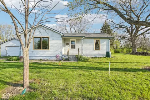 3138 W Anderson St, Anderson, IN 46011