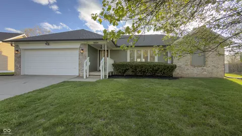 7524 Old Oakland Boulevard West Dr, Indianapolis, IN 46236