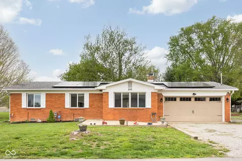 220 Shockley St, Lizton, IN 46149