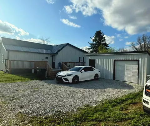 204 Varner St, Shirley, IN 47384