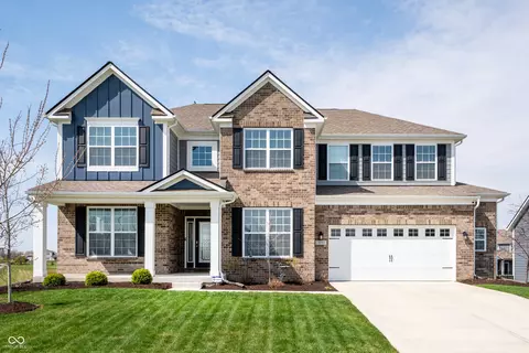 19393 Titus Dr, Westfield, IN 46074