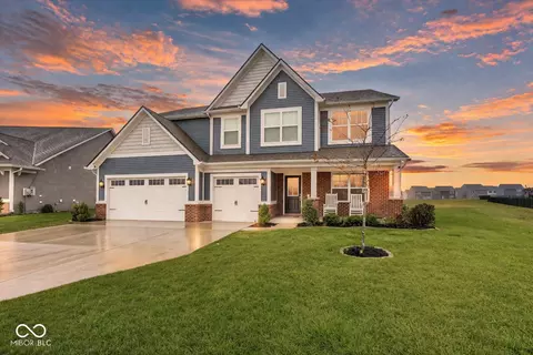 978 Canning St, Danville, IN 46122
