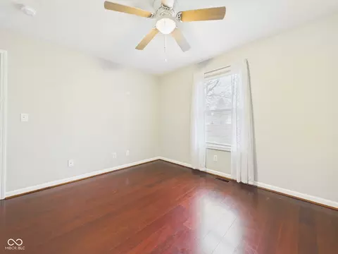 Bedroom - 1102 Evergreen Ct, Anderson, IN 46012 photo 8 of 12