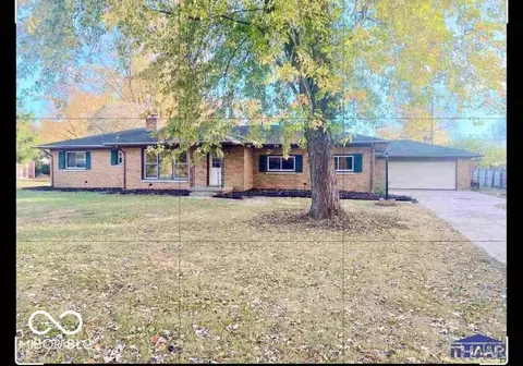 1015 Elizabeth Ln, Terre Haute, IN 47802