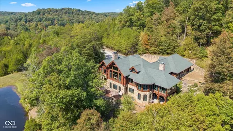 7839 W Bellsville Pike, Nashville, IN 47448