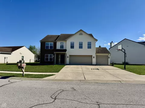 1325 Pamela Dr, Franklin, IN 46131