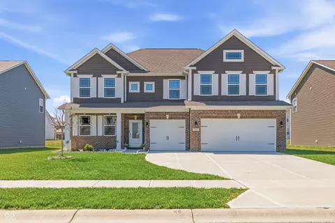 180 Walker Dr, Whiteland, IN 46184