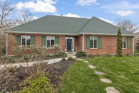 8928 Carriage Ln, Indianapolis, IN 46256
